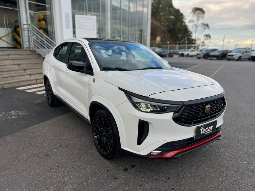 fiat fastback abarth 1.3 turbo 270 flex automatico 20252