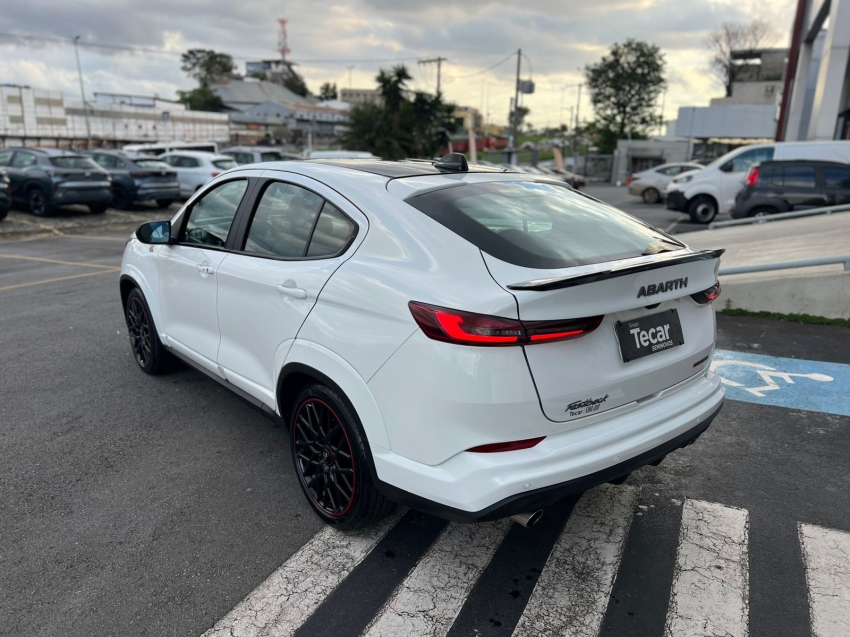 fiat fastback abarth 1.3 turbo 270 flex automatico 20257