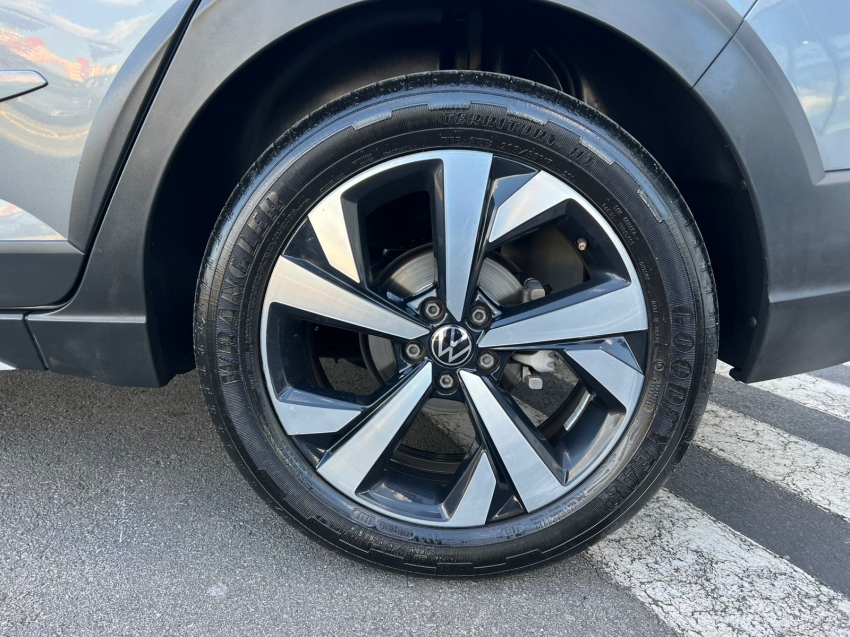 volkswagen nivus highline 1.0 turbo tsi flex automatico 2023 /202310