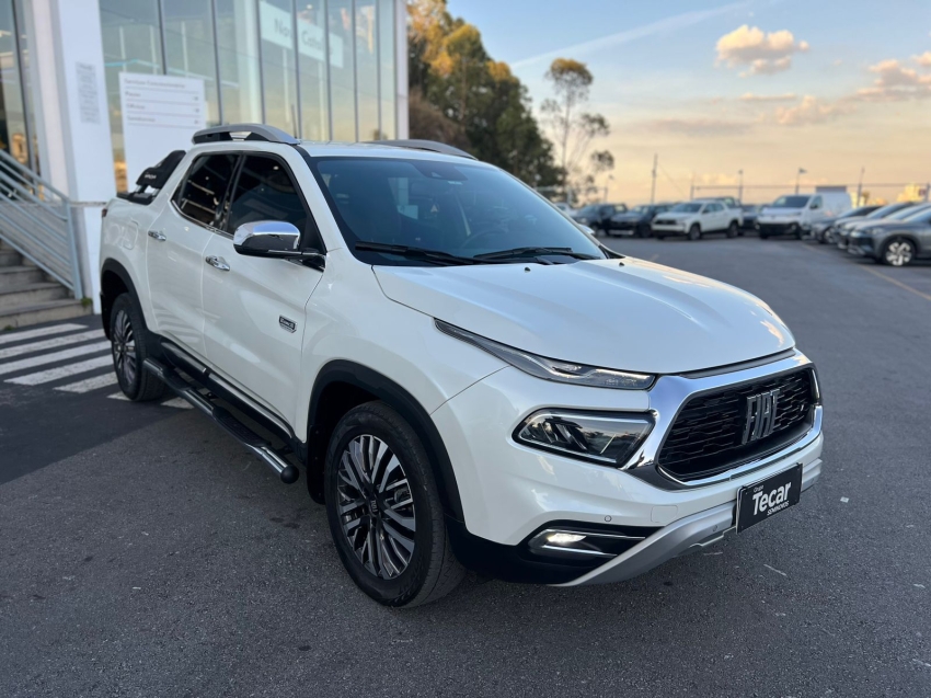 fiat toro ranch 2.0 turbo  diesel 4x4 at9 automatico 20241