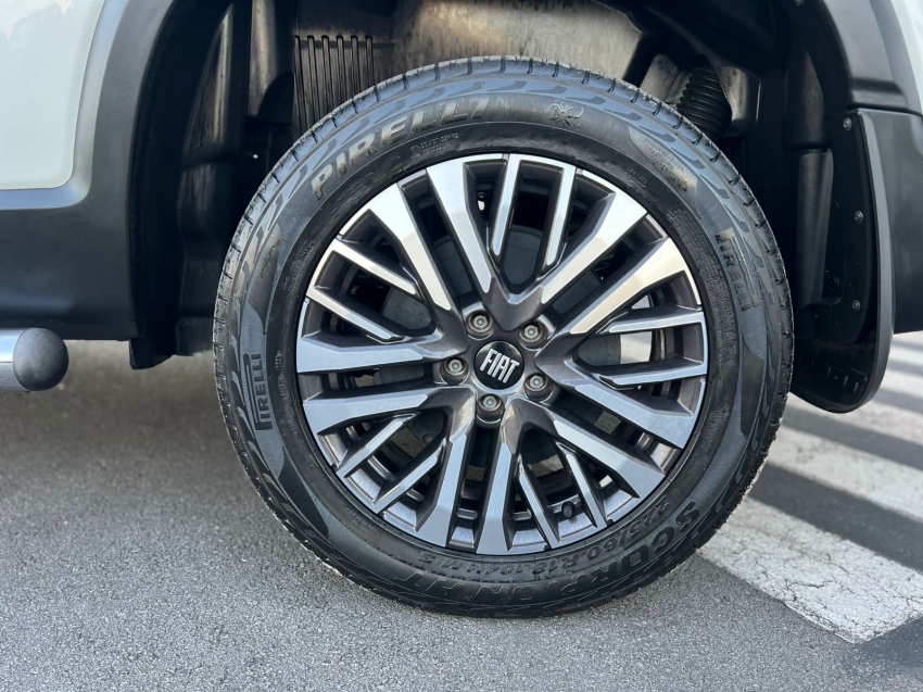 fiat toro ranch 2.0 turbo  diesel 4x4 at9 automatico 20248