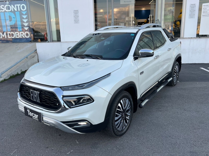 fiat toro ranch 2.0 turbo  diesel 4x4 at9 automatico 2024