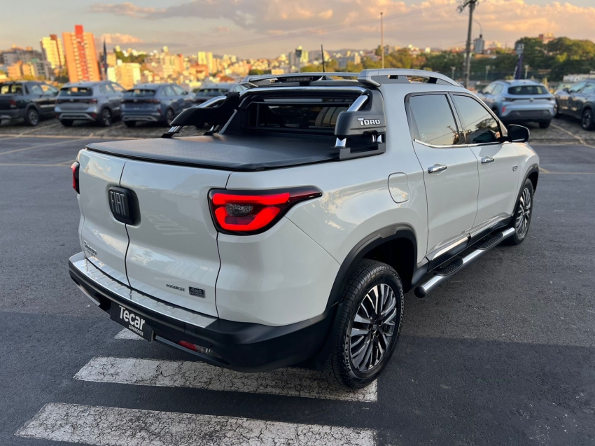 fiat toro ranch 2.0 turbo  diesel 4x4 at9 automatico 20246