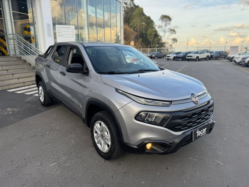 fiat toro endurence 1.8 16v flex at6 automatico 2021/20211