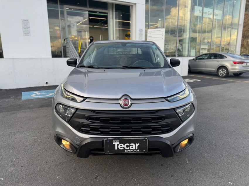 fiat toro endurence 1.8 16v flex at6 automatico 2021/20212