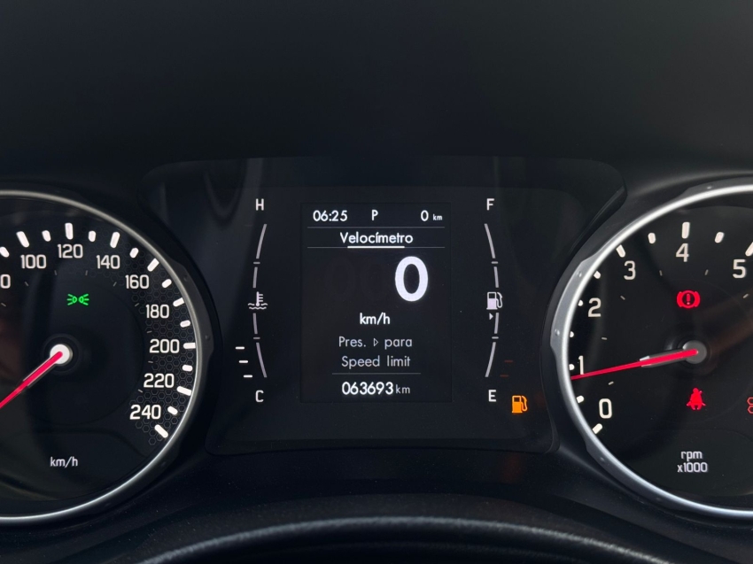 fiat toro endurence 1.8 16v flex at6 automatico 2021/20215