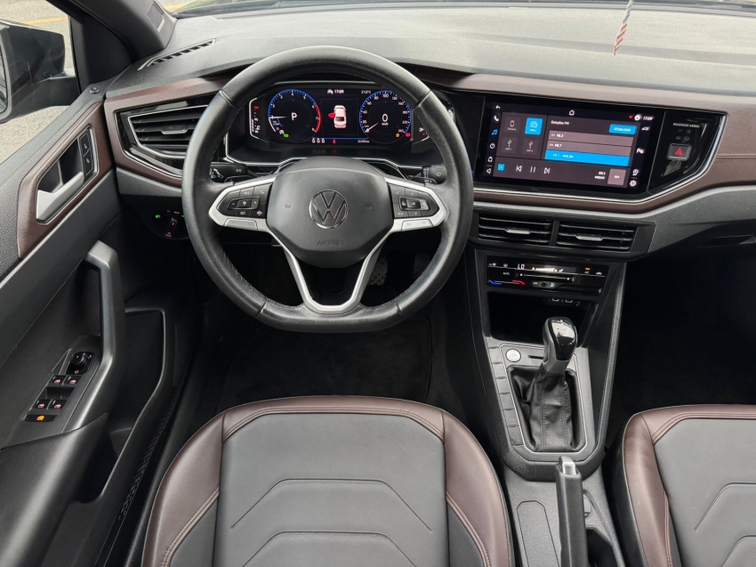 volkswagen virtus highline 1.0 turbo 200 tsi automatico 202410