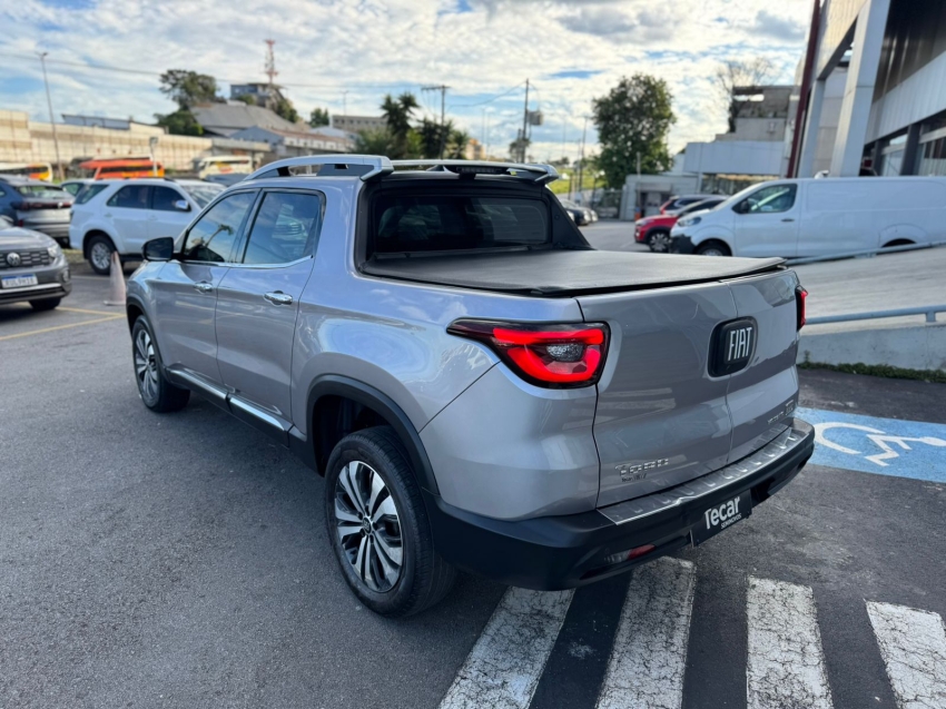 fiat toro volcano flex 1.3 turbo 270 at6 automatico  2022/20225