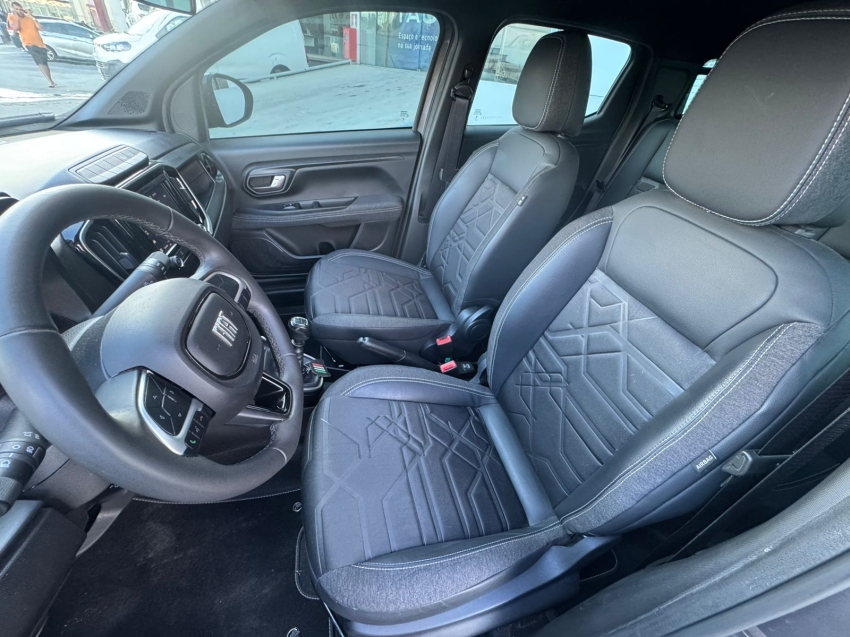 fiat strada volcano cabine dupla 1.3 flex manual 20244