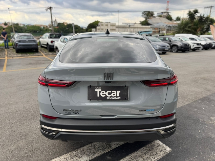 fiat fastback hybrid impetus 1.0 turbo 200 automatico9