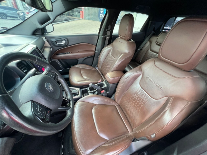 fiat toro ranch 2.0 turbo diesel 4wd at9 4x4 automatico 20225