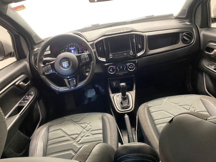 fiat strada volcano 1.3 fireflex cabine dupla  automatico 20233