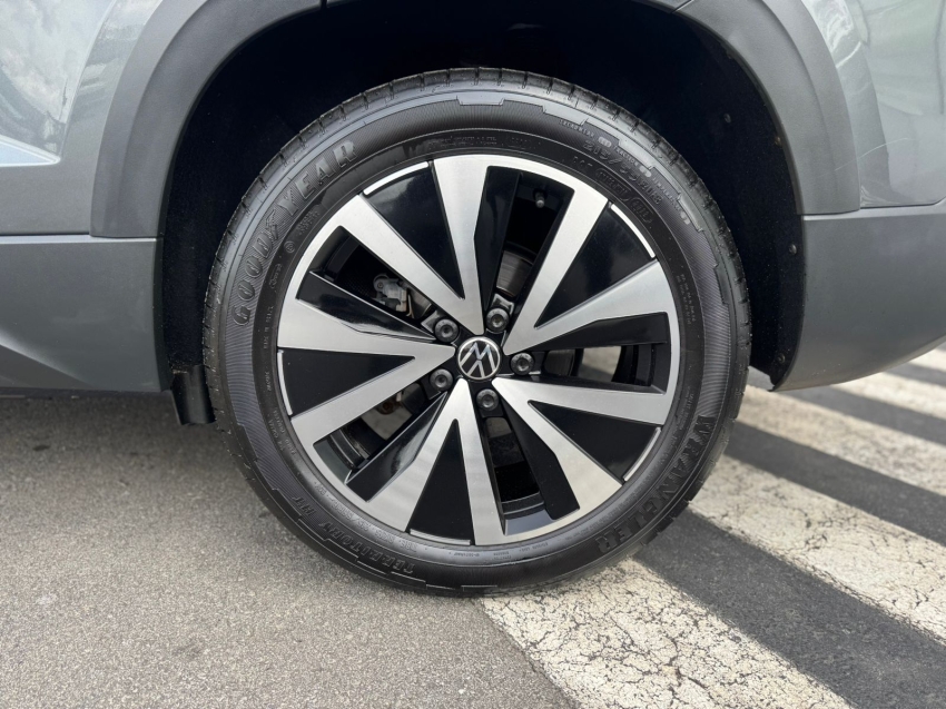 volkswagen taos highline 1.4 turbo 250 tsi automatico 202210