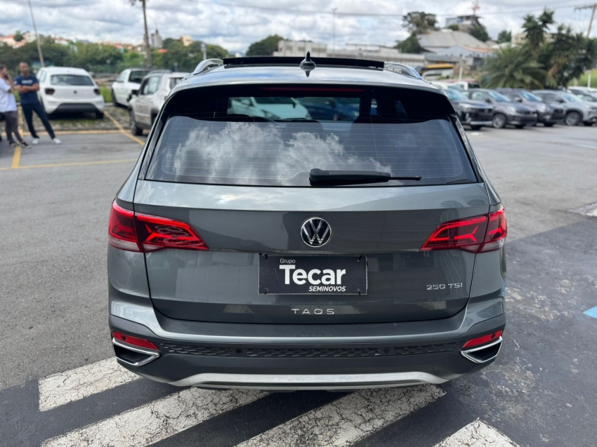 volkswagen taos highline 1.4 turbo 250 tsi automatico 202211
