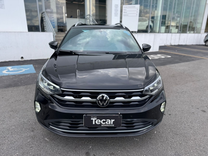 volkswagen nivus highline 1.0 turbo 200 tsi flex automatico2