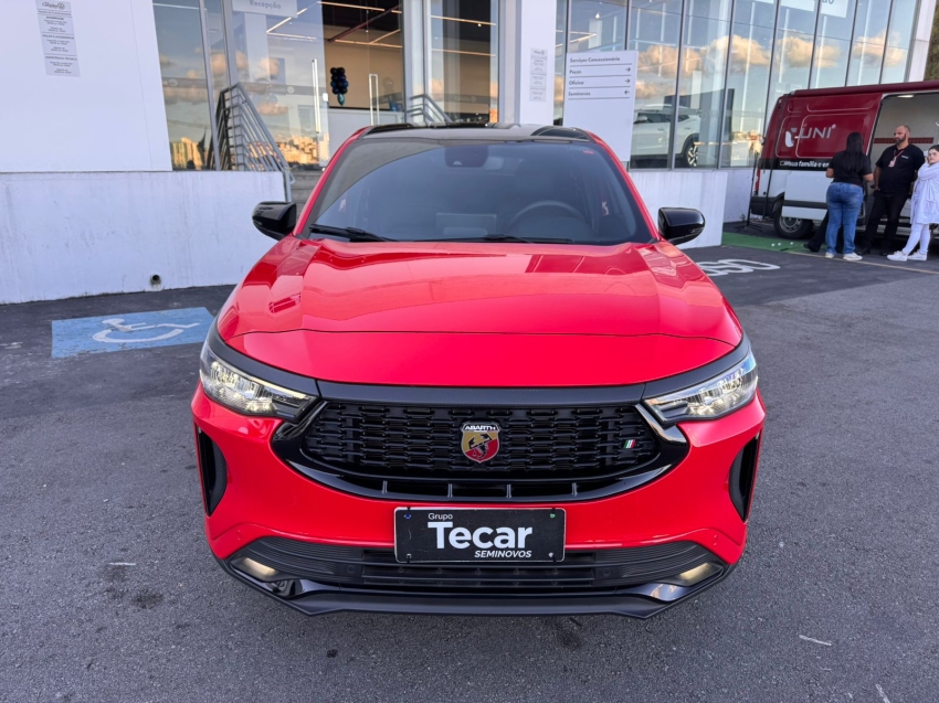 fiat fastback 1.3 turbo abarth 270 at6  automatico 2025/20252