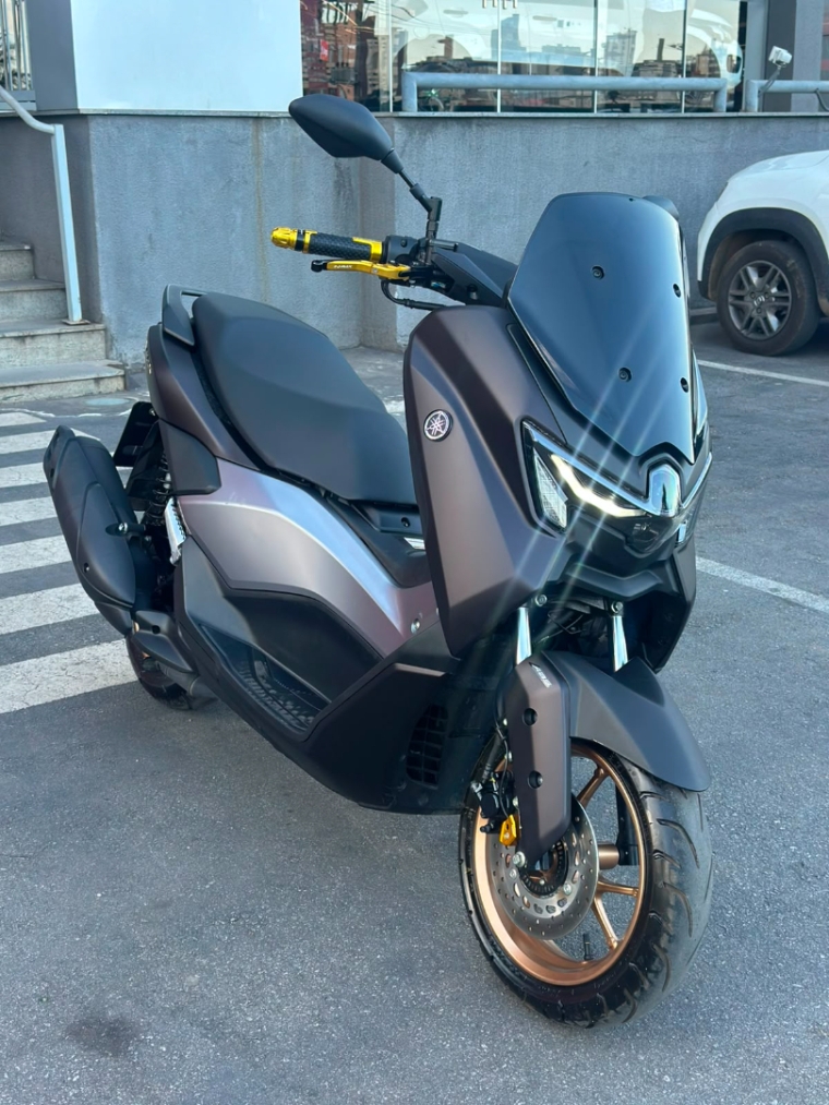 nmax 1600