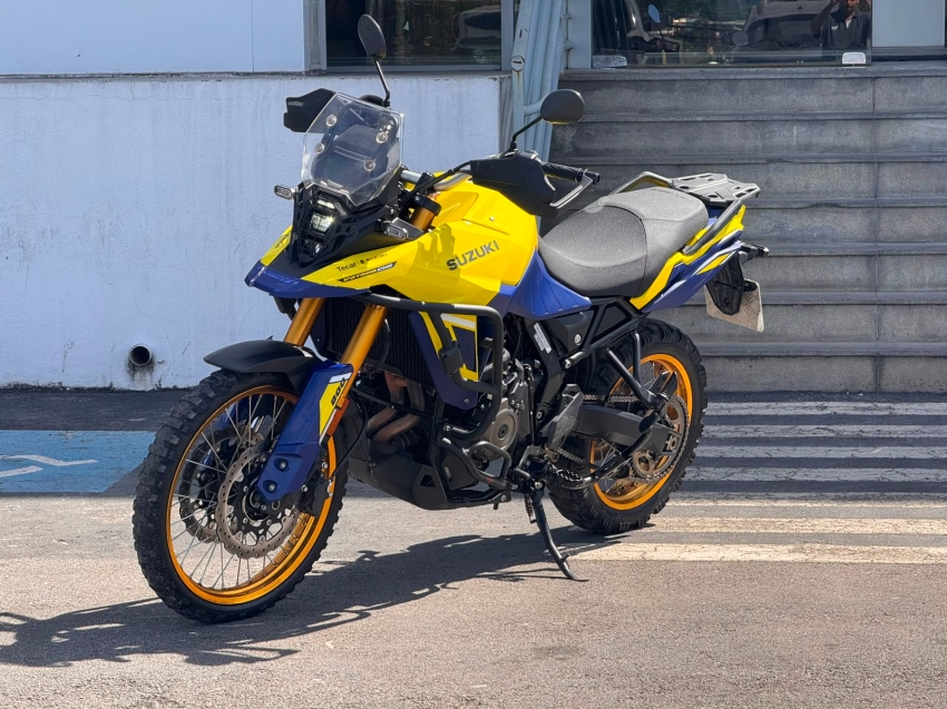 v strom 8006