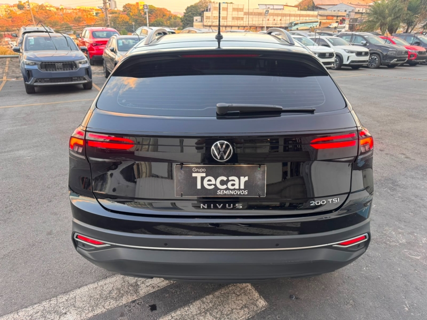 volkswagen nivus comfortline 1.0 200 turbo tsi flex automatico8