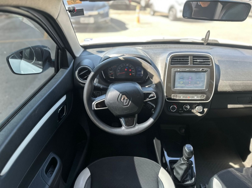 kwid intense7