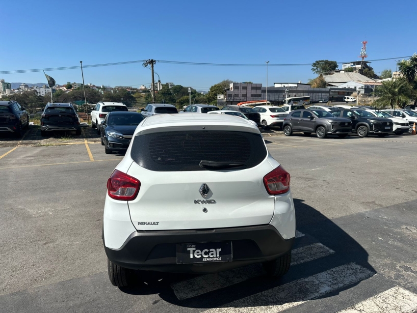 kwid intense3