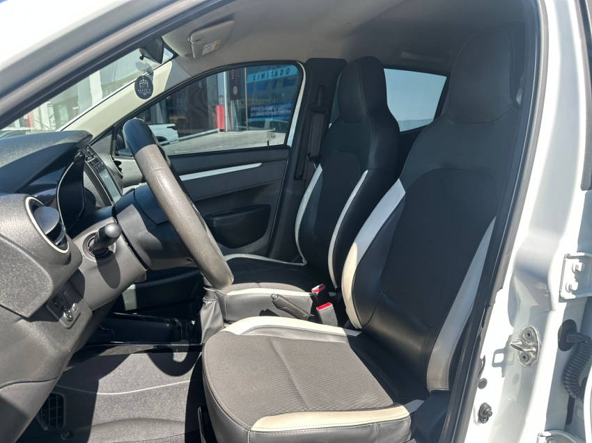 kwid intense8