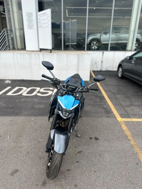 r3500