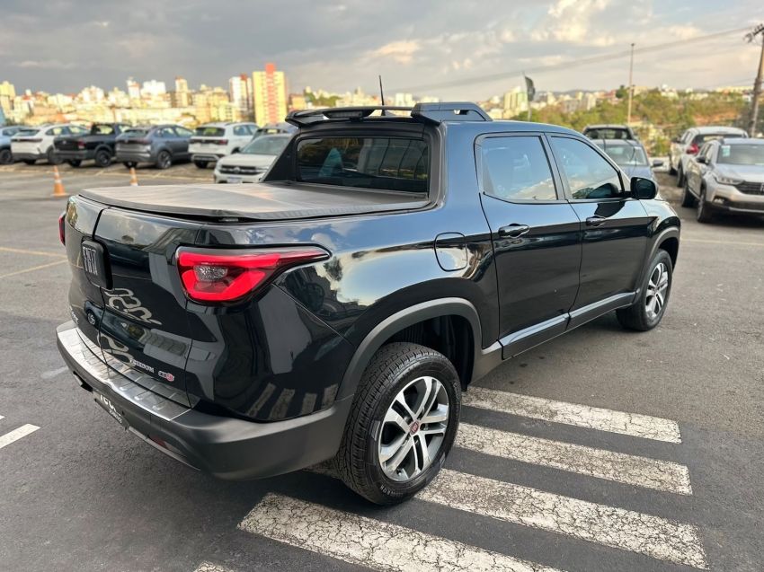 fiat toro freedom 2.4 flex at9 automatico 20176