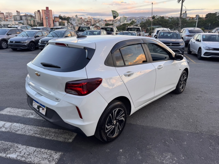 CHEVROLET ONIX  HATCH LT2  FLEX MANUAL  20245