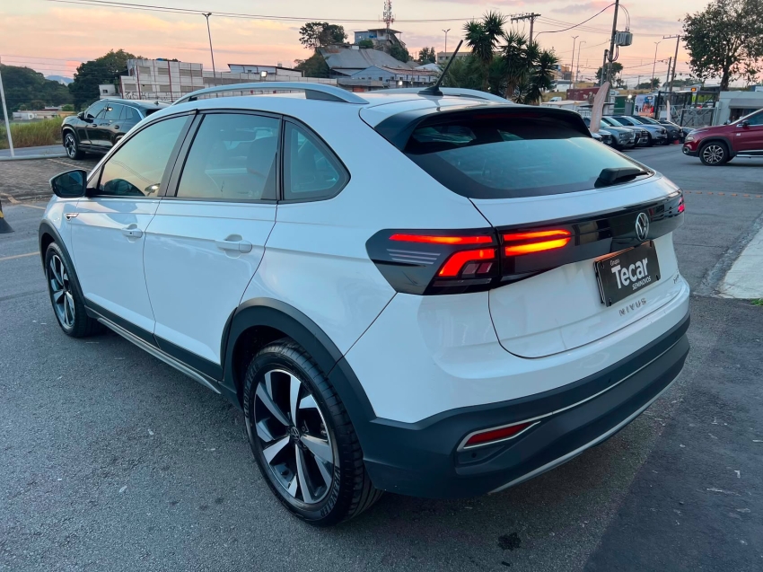 VOLKSWAGEN NIVUS  HIGHLINE 1.0 TSI 200 FLEX AUTOMATICO 2024 /20248