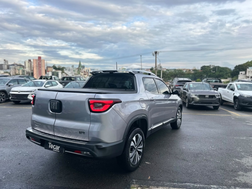 FIAT TORO VOLCANO 2.0 TURBO DIESEL 4WD AT9 4X4 AUTOMATICO 2024 /20247