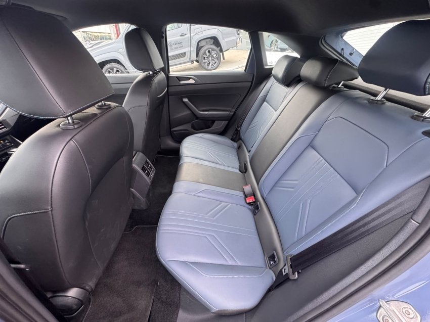 VOLKSWAGEN NIVUS HIGHLINE 1.0 200 TURBO TSI AUTOMATICO 202511