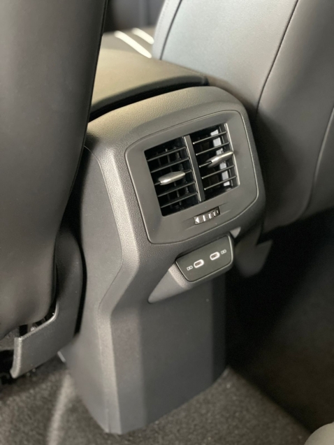 t-cross highline 26/26 c/ teto solar16