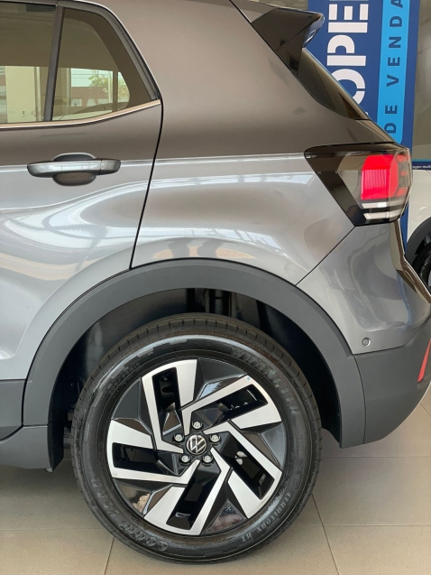 t-cross highline 26/26 c/ teto solar7