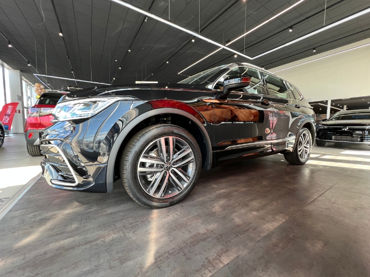 tiguan allspace rl 2.0 tsi automatico 0km.