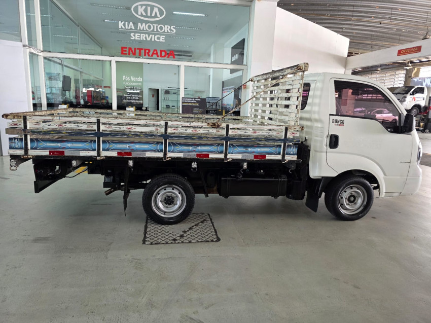 kia bongo 2.5 td diesel std cs manual 2.4 2p 2022
