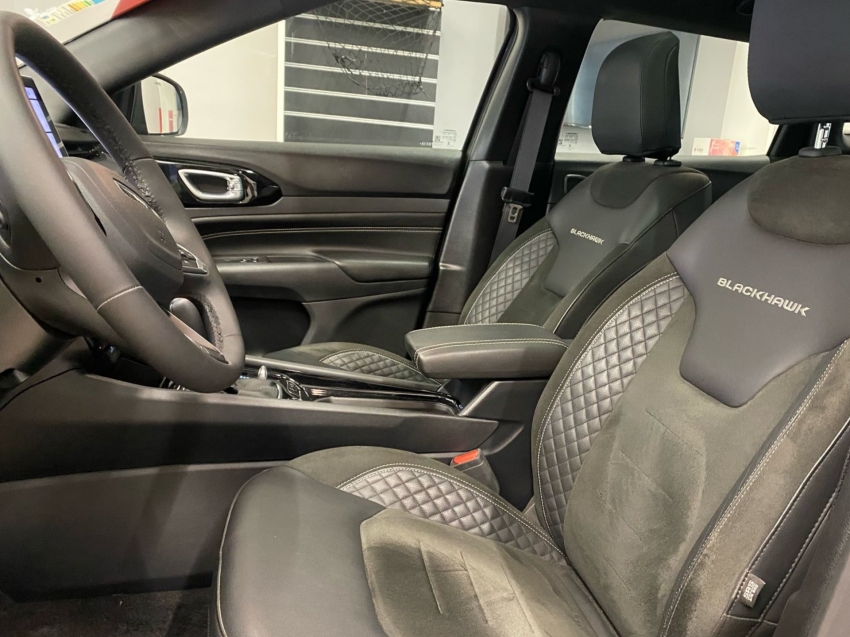 jeep compass 2.0 hurricane 4 turbo gasolina blackhawk at9 2025