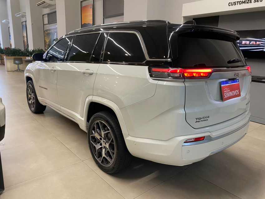 jeep commander 2.0 td380 turbo diesel overland at9 4p automatico 2022