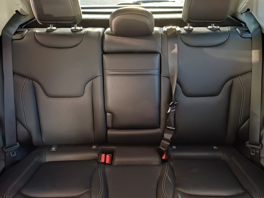 jeep compass 1.3 t270 turbo flex longitude at6 4p automatico 2025