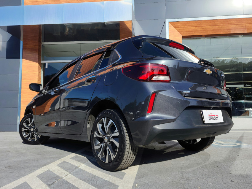 chevrolet onix 1.0 turbo flex premier automatico 4p 2025