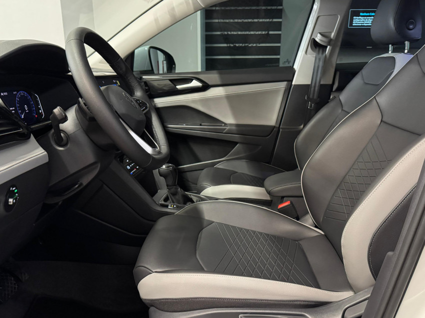 volkswagen taos 1.4 250 tsi total flex comfortline automatico 4p 2024