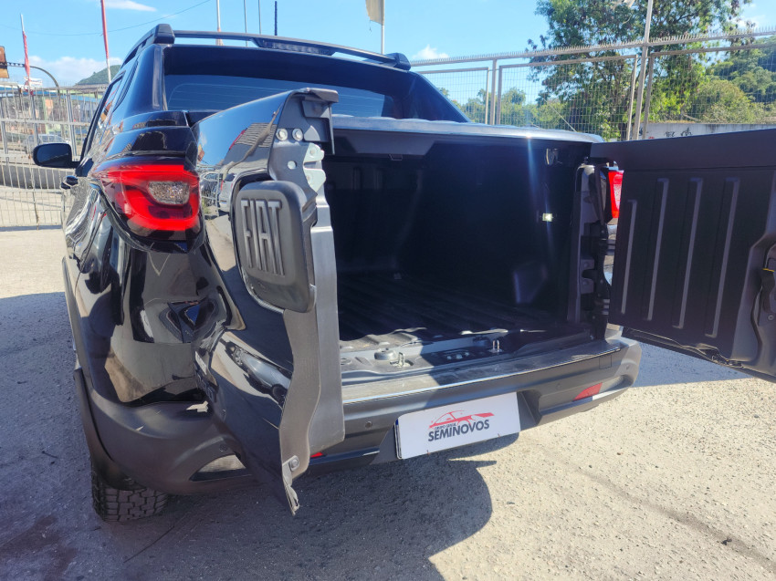fiat toro 2.0 16v turbo diesel ultra 4wd at9 4p automatico 2023