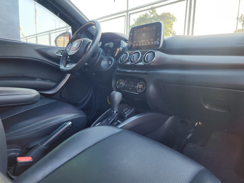 fiat cronos 1.3 firefly flex precision cvt 4p automatico 2023