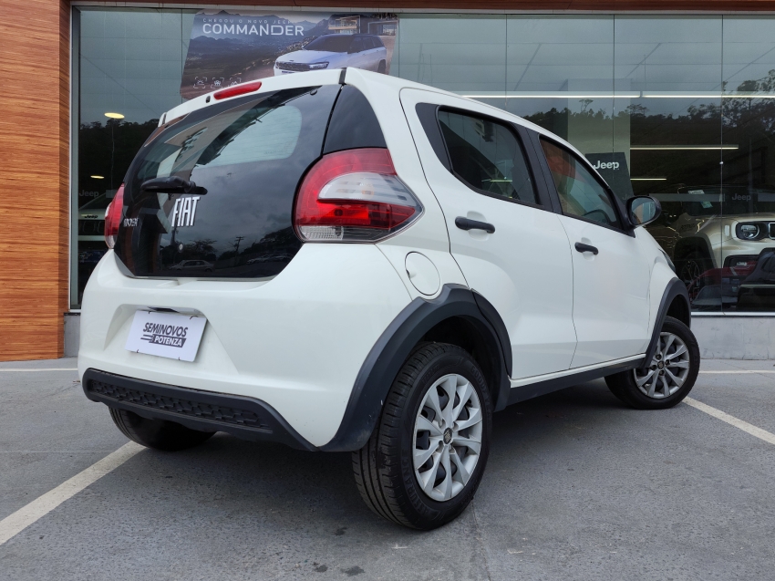 fiat mobi 1.0 evo flex like man 23/24 seminovo