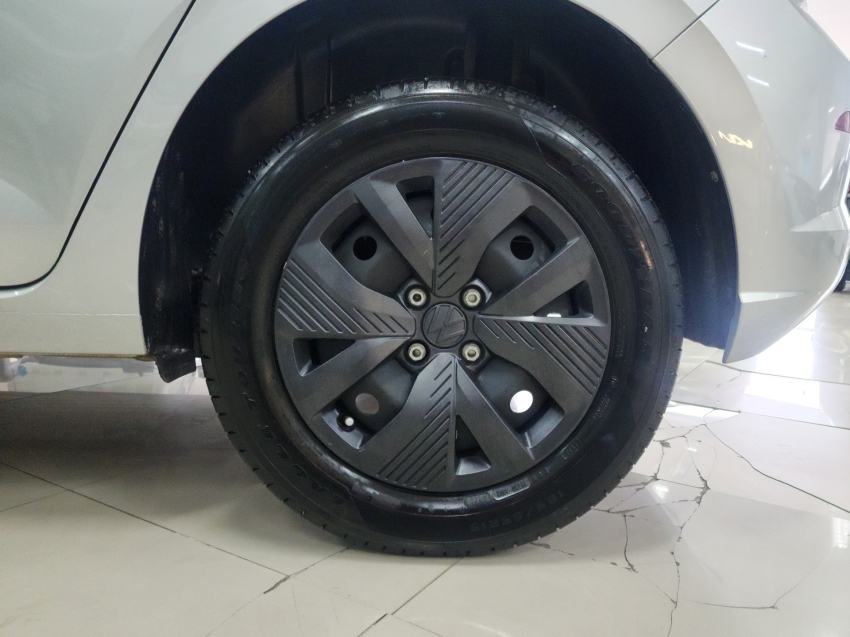 volkswagen polo 1.0 mpi track man 23/24 seminovo