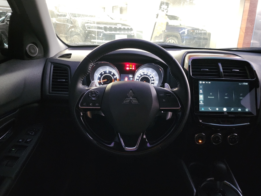mitsubishi outlander 2.0 mivec gasolina hpe at 20/21 seminovo