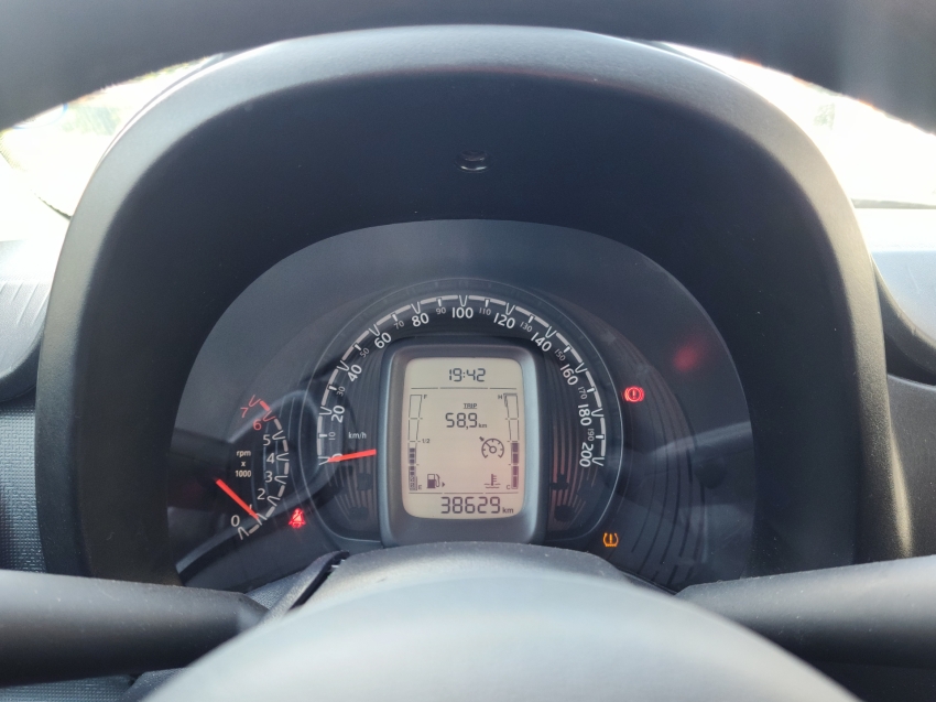 fiat mobi 1.0 evo flex like. manual 4p 2025