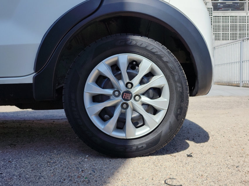 fiat mobi 1.0 evo flex like. manual 4p 2025