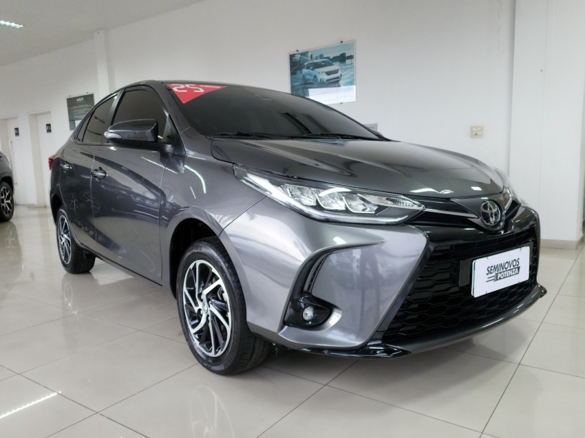 toyota yaris 1.5 16v flex sedan xls multidrive 24/25 seminovo toyota yaris 1.5 16v flex sedan xls multidrive 24/25 seminovo
