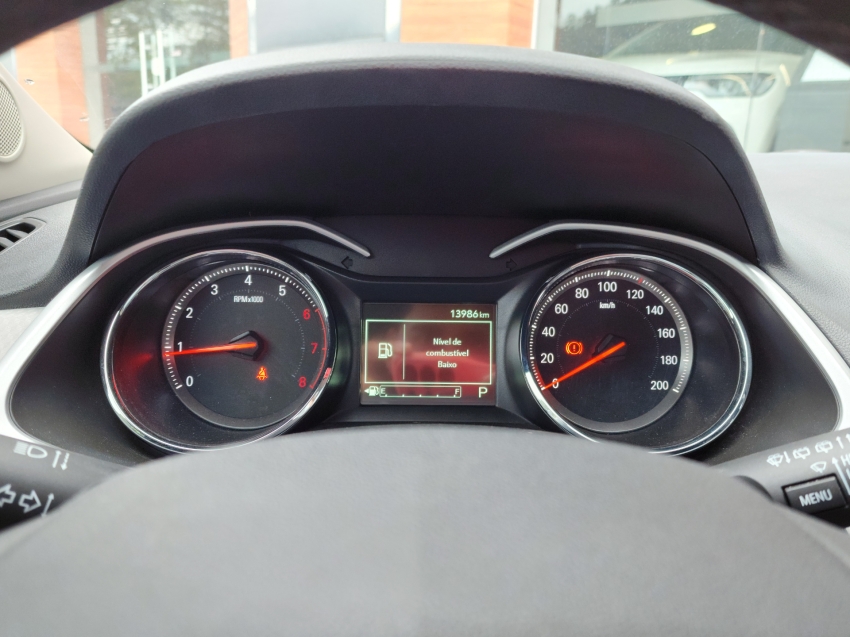 chevrolet onix 1.0 turbo flex premier at 24/25 seminovo